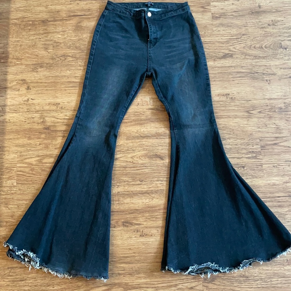 Fashion Nova Black Flare Jeans